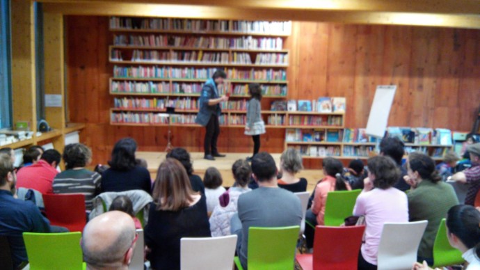 Martín Camiña e Encantamentos de biblioteca na ALM de Os Tilos